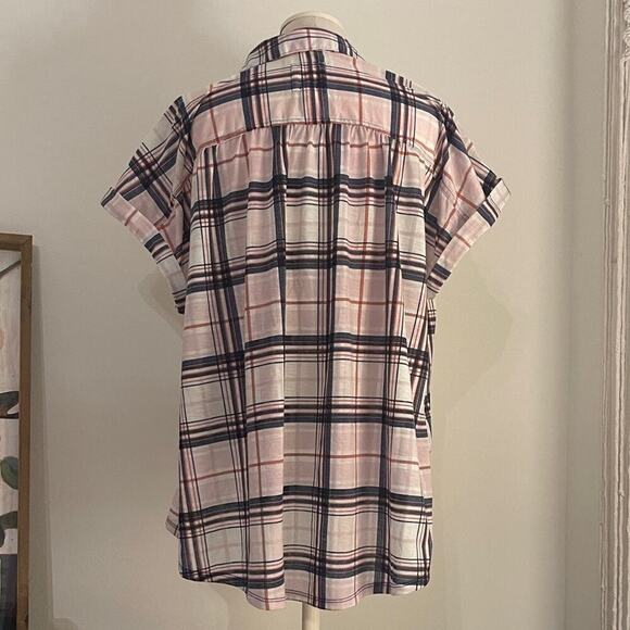 New York Laundry Pink & Black Plaid Button-Up Women’s Top - Picture 6 of 8